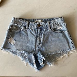 Billabong high waisted Jean Shorts 26